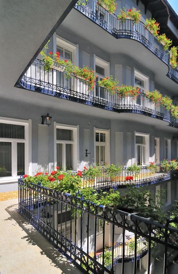 Baross City Apartments Budapest Exterior photo