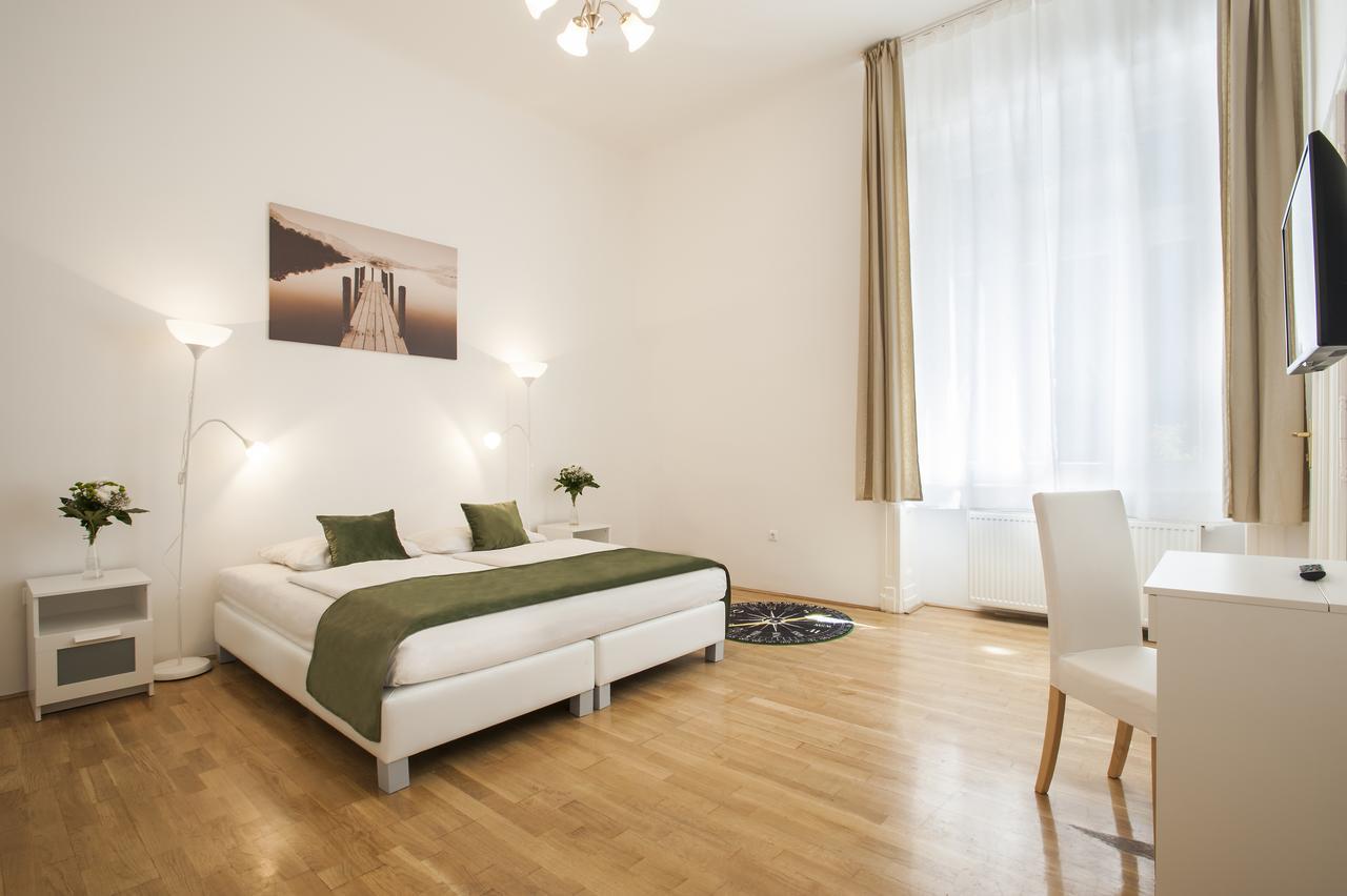 Baross City Apartments Budapest Exterior photo
